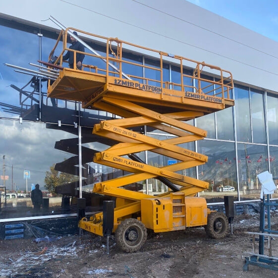 Pilot Sanayi Manlift Kiralama