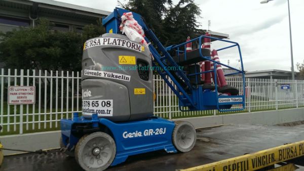 Makine parkımıza katılan dikey manliftler